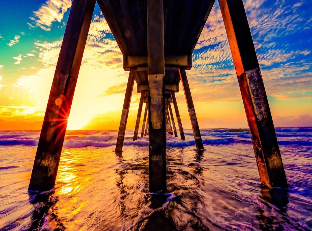 Style Guide: How to Flatter and Celebrate Your Curves